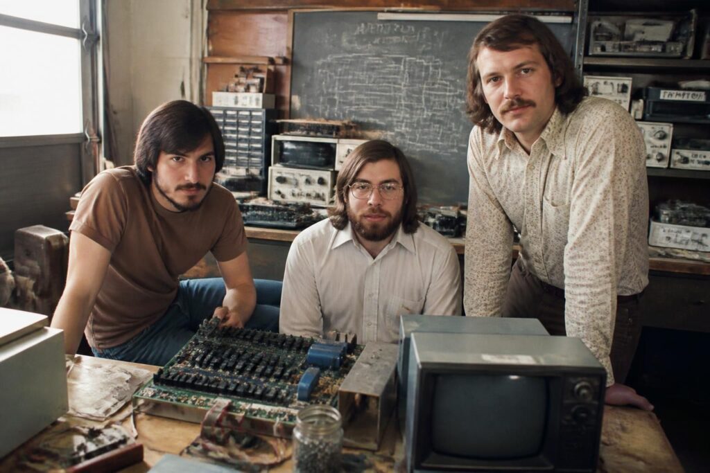 Qui a créé Apple et en quelle année : histoire et fondateurs de la marque découvrez l'histoire d'apple, ses fondateurs steve jobs, steve wozniak et ronald wayne, et l'année de création de cette marque emblématique.